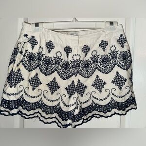 Boden Navy Blue and White Embroidered Eyelet Shorts Size 6